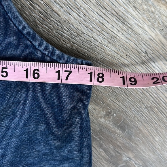 Lucky Brand top size Large Blue elephant zipper back sleeveless - Picture 6 of 9